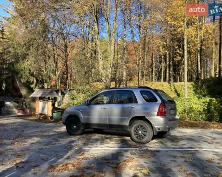 Серый Киа Sportage, объемом двигателя 2 л и пробегом 118 тыс. км за 7800 $, фото 7 на Automoto.ua