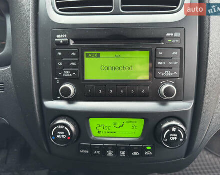 Серый Киа Sportage, объемом двигателя 2 л и пробегом 86 тыс. км за 10200 $, фото 25 на Automoto.ua