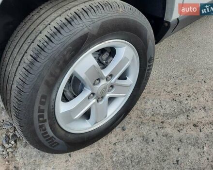 Серый Киа Sportage, объемом двигателя 2 л и пробегом 186 тыс. км за 9100 $, фото 112 на Automoto.ua