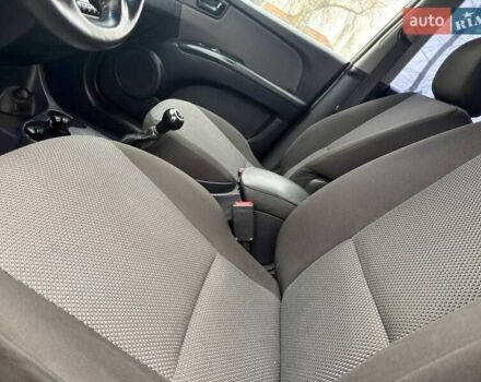 Серый Киа Sportage, объемом двигателя 2 л и пробегом 165 тыс. км за 7490 $, фото 17 на Automoto.ua