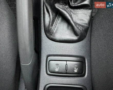 Серый Киа Sportage, объемом двигателя 2 л и пробегом 86 тыс. км за 10200 $, фото 26 на Automoto.ua