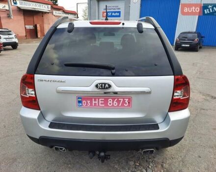 Серый Киа Sportage, объемом двигателя 2 л и пробегом 186 тыс. км за 9100 $, фото 94 на Automoto.ua
