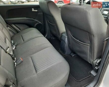 Серый Киа Sportage, объемом двигателя 2 л и пробегом 186 тыс. км за 9100 $, фото 117 на Automoto.ua