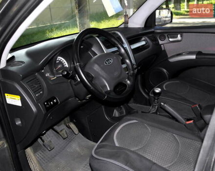 Серый Киа Sportage, объемом двигателя 1.99 л и пробегом 234 тыс. км за 9800 $, фото 7 на Automoto.ua