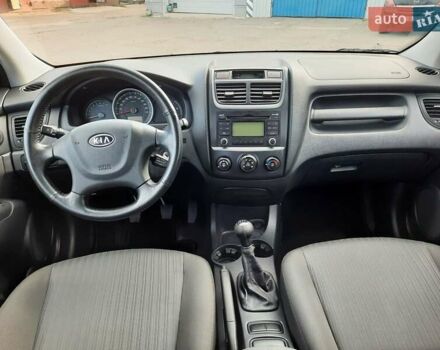Серый Киа Sportage, объемом двигателя 2 л и пробегом 186 тыс. км за 9100 $, фото 69 на Automoto.ua