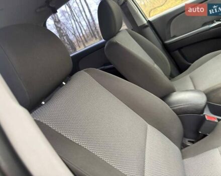 Серый Киа Sportage, объемом двигателя 2 л и пробегом 165 тыс. км за 7490 $, фото 23 на Automoto.ua