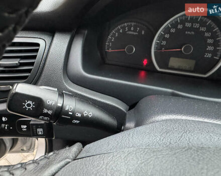 Серый Киа Sportage, объемом двигателя 2 л и пробегом 86 тыс. км за 10200 $, фото 27 на Automoto.ua