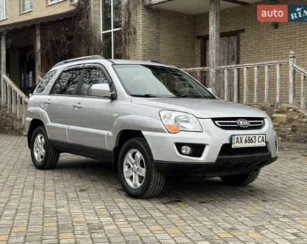 Серый Киа Sportage, объемом двигателя 2 л и пробегом 86 тыс. км за 10200 $, фото 2 на Automoto.ua