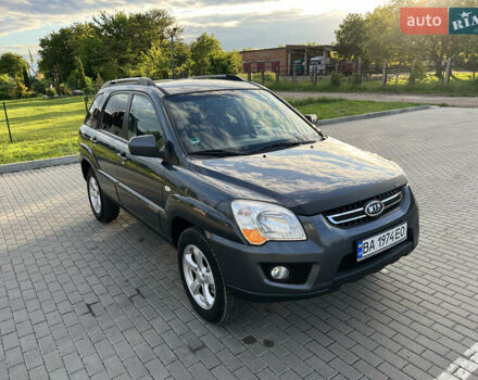 Серый Киа Sportage, объемом двигателя 1.99 л и пробегом 270 тыс. км за 9000 $, фото 3 на Automoto.ua