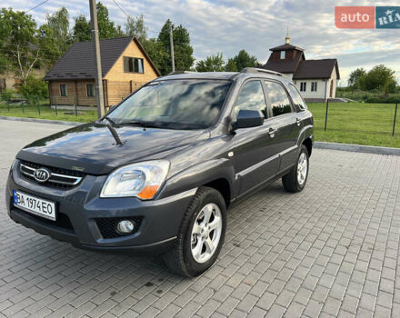 Серый Киа Sportage, объемом двигателя 1.99 л и пробегом 270 тыс. км за 9000 $, фото 6 на Automoto.ua