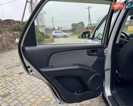 Серый Киа Sportage, объемом двигателя 2 л и пробегом 86 тыс. км за 10200 $, фото 16 на Automoto.ua