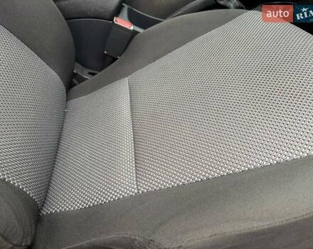 Серый Киа Sportage, объемом двигателя 2 л и пробегом 165 тыс. км за 7490 $, фото 25 на Automoto.ua