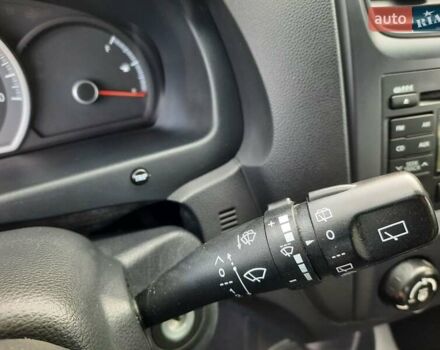 Серый Киа Sportage, объемом двигателя 2 л и пробегом 186 тыс. км за 9100 $, фото 54 на Automoto.ua