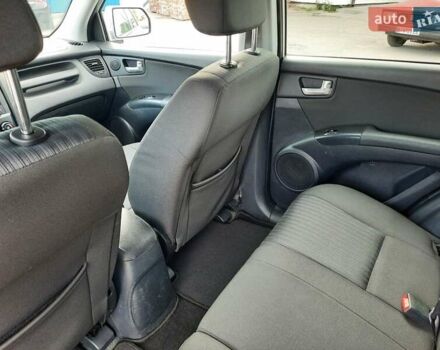 Серый Киа Sportage, объемом двигателя 2 л и пробегом 186 тыс. км за 9100 $, фото 85 на Automoto.ua