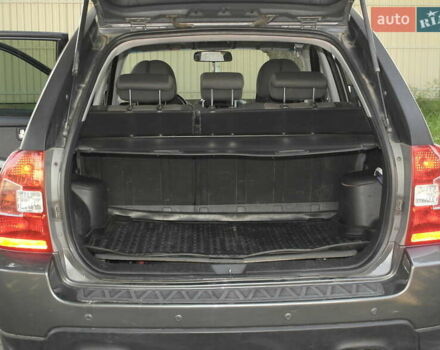 Серый Киа Sportage, объемом двигателя 1.99 л и пробегом 234 тыс. км за 9800 $, фото 12 на Automoto.ua