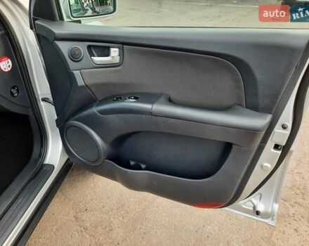 Серый Киа Sportage, объемом двигателя 2 л и пробегом 186 тыс. км за 9100 $, фото 122 на Automoto.ua