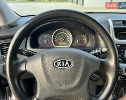 Серый Киа Sportage, объемом двигателя 1.99 л и пробегом 270 тыс. км за 9000 $, фото 19 на Automoto.ua