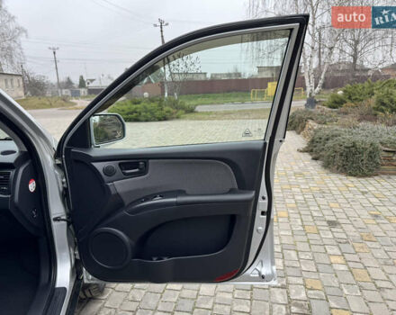 Серый Киа Sportage, объемом двигателя 2 л и пробегом 86 тыс. км за 10200 $, фото 22 на Automoto.ua