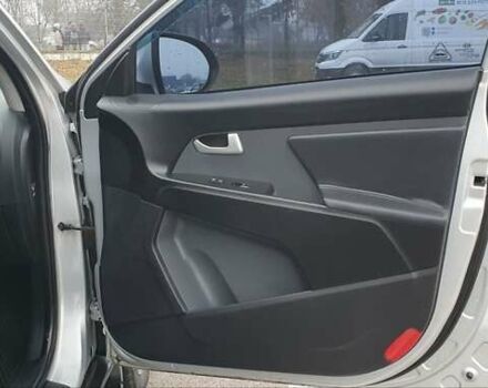 Серый Киа Sportage, объемом двигателя 2 л и пробегом 198 тыс. км за 13500 $, фото 14 на Automoto.ua