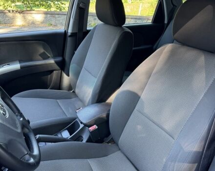 Серый Киа Sportage, объемом двигателя 2 л и пробегом 206 тыс. км за 8900 $, фото 9 на Automoto.ua