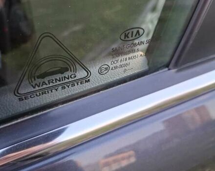 Серый Киа Sportage, объемом двигателя 2 л и пробегом 162 тыс. км за 12500 $, фото 18 на Automoto.ua