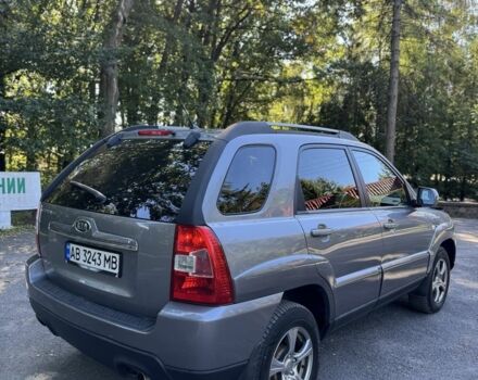 Серый Киа Sportage, объемом двигателя 2 л и пробегом 206 тыс. км за 8900 $, фото 2 на Automoto.ua