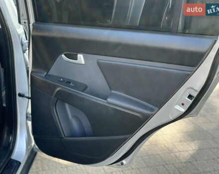 Серый Киа Sportage, объемом двигателя 1.69 л и пробегом 320 тыс. км за 11499 $, фото 29 на Automoto.ua