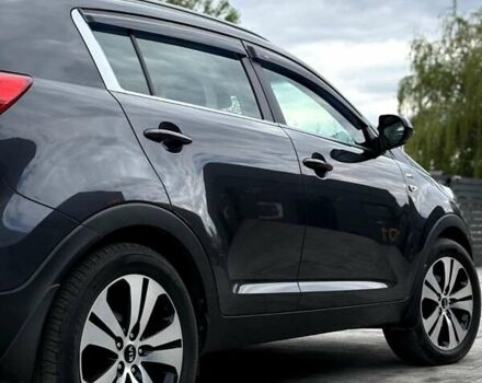 Серый Киа Sportage, объемом двигателя 2 л и пробегом 153 тыс. км за 12000 $, фото 8 на Automoto.ua