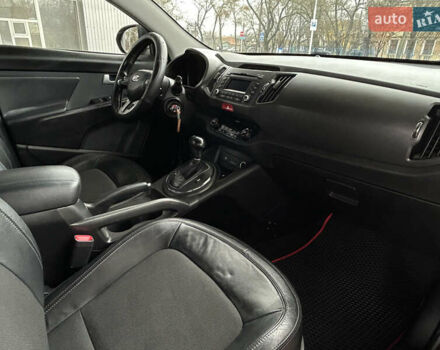 Серый Киа Sportage, объемом двигателя 2 л и пробегом 279 тыс. км за 13799 $, фото 7 на Automoto.ua