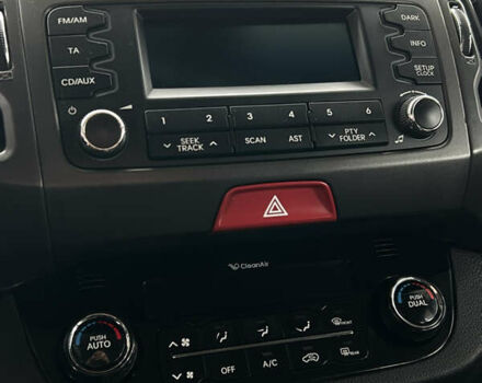 Серый Киа Sportage, объемом двигателя 2 л и пробегом 279 тыс. км за 13799 $, фото 10 на Automoto.ua