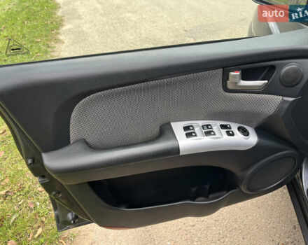 Серый Киа Sportage, объемом двигателя 1.99 л и пробегом 241 тыс. км за 8650 $, фото 19 на Automoto.ua