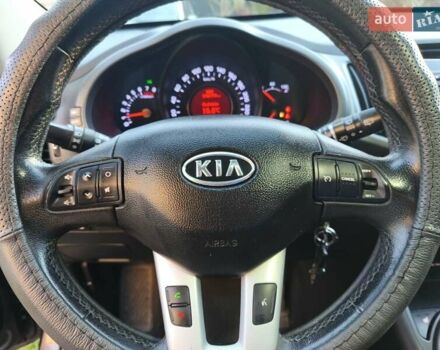 Серый Киа Sportage, объемом двигателя 2 л и пробегом 218 тыс. км за 11500 $, фото 6 на Automoto.ua
