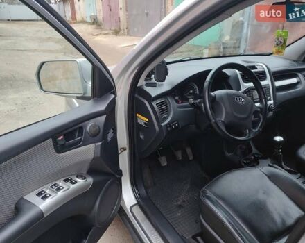 Серый Киа Sportage, объемом двигателя 1.99 л и пробегом 268 тыс. км за 8250 $, фото 4 на Automoto.ua