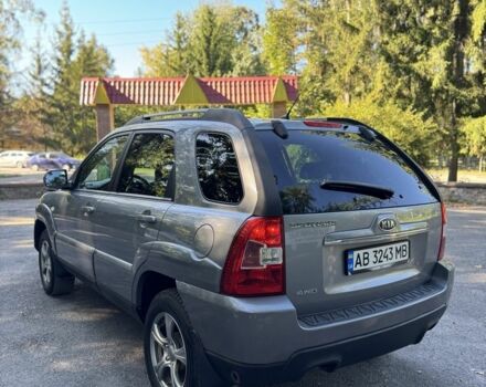 Серый Киа Sportage, объемом двигателя 2 л и пробегом 206 тыс. км за 8900 $, фото 3 на Automoto.ua