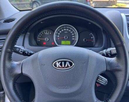 Серый Киа Sportage, объемом двигателя 2 л и пробегом 206 тыс. км за 8900 $, фото 11 на Automoto.ua