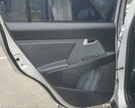 Серый Киа Sportage, объемом двигателя 2 л и пробегом 198 тыс. км за 13500 $, фото 15 на Automoto.ua