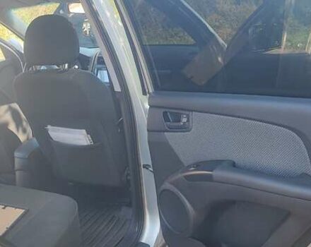 Сірий Кіа Sportage, об'ємом двигуна 1.98 л та пробігом 163 тис. км за 9400 $, фото 5 на Automoto.ua