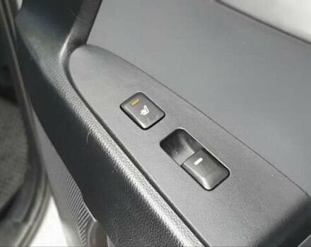 Серый Киа Sportage, объемом двигателя 2 л и пробегом 198 тыс. км за 13500 $, фото 28 на Automoto.ua