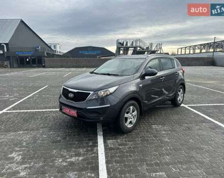 Серый Киа Sportage, объемом двигателя 1.6 л и пробегом 224 тыс. км за 10250 $, фото 1 на Automoto.ua