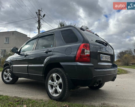 Серый Киа Sportage, объемом двигателя 1.99 л и пробегом 241 тыс. км за 8650 $, фото 8 на Automoto.ua