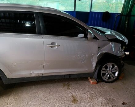 Серый Киа Sportage, объемом двигателя 2 л и пробегом 207 тыс. км за 5000 $, фото 4 на Automoto.ua