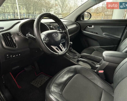 Серый Киа Sportage, объемом двигателя 2 л и пробегом 279 тыс. км за 13799 $, фото 6 на Automoto.ua
