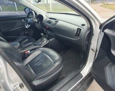 Серый Киа Sportage, объемом двигателя 2 л и пробегом 198 тыс. км за 13500 $, фото 9 на Automoto.ua