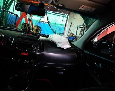 Серый Киа Sportage, объемом двигателя 2 л и пробегом 207 тыс. км за 5000 $, фото 10 на Automoto.ua