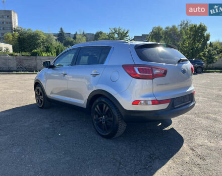Сірий Кіа Sportage, об'ємом двигуна 2 л та пробігом 165 тис. км за 13900 $, фото 5 на Automoto.ua