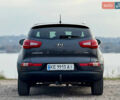 Серый Киа Sportage, объемом двигателя 2 л и пробегом 235 тыс. км за 12500 $, фото 4 на Automoto.ua
