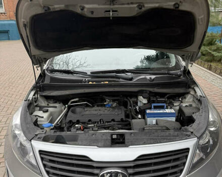 Серый Киа Sportage, объемом двигателя 2 л и пробегом 152 тыс. км за 13350 $, фото 7 на Automoto.ua