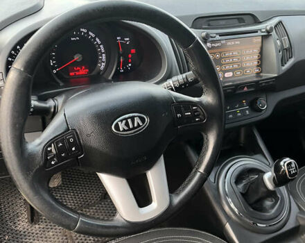 Серый Киа Sportage, объемом двигателя 1.69 л и пробегом 244 тыс. км за 11700 $, фото 5 на Automoto.ua