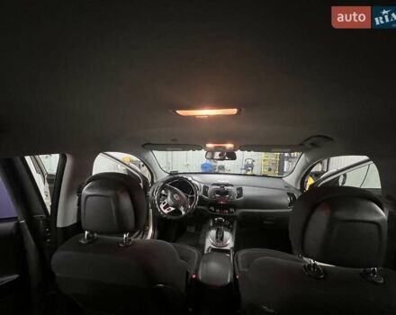 Серый Киа Sportage, объемом двигателя 2 л и пробегом 191 тыс. км за 10000 $, фото 11 на Automoto.ua