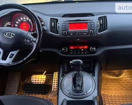 Серый Киа Sportage, объемом двигателя 2 л и пробегом 185 тыс. км за 12900 $, фото 8 на Automoto.ua